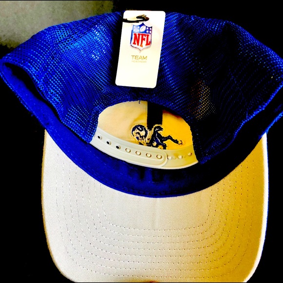 NWT- - Picture 4 of 4